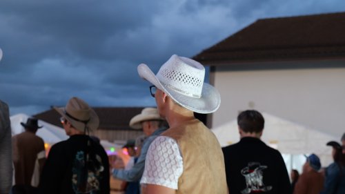 P1001310