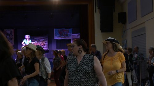 P1001681