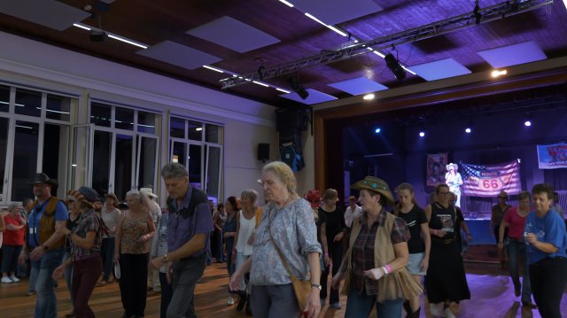 P1001778