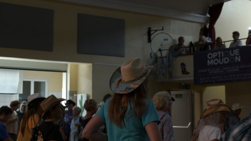 P1001823