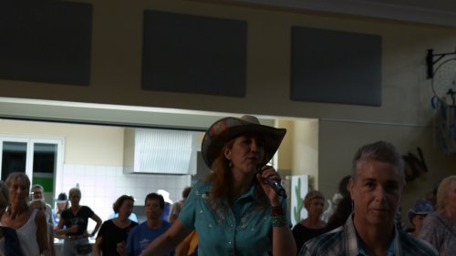 P1001838