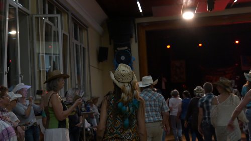 P1001846