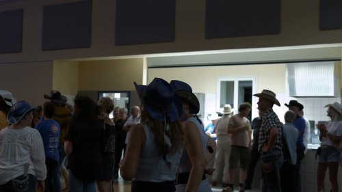 P1001854